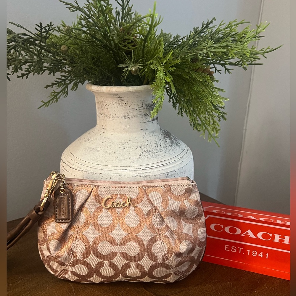 Coach Op Art Metallic Wristlet - Picture 1 of 9